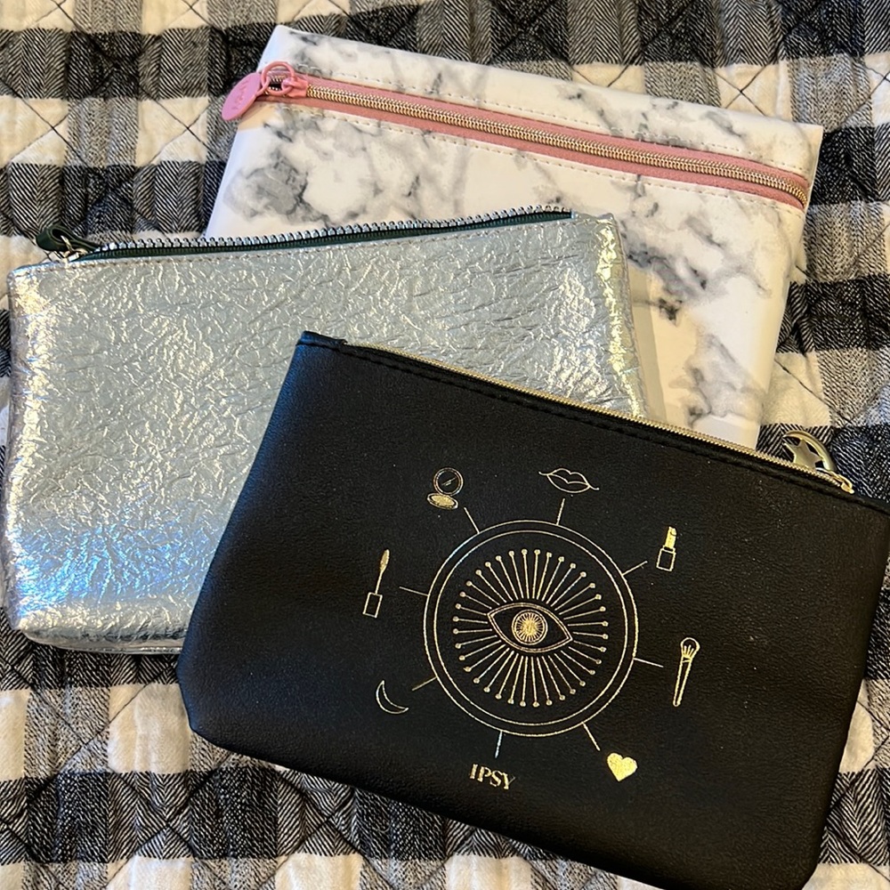 NWOT Ipsy makeup bags - 3 pack - grayscale